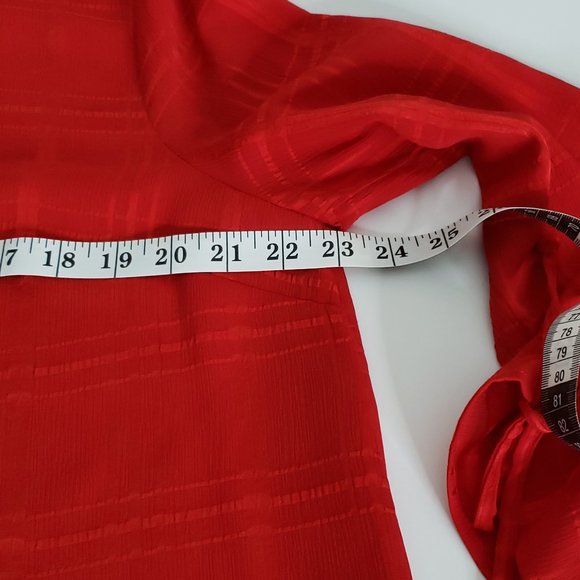 *NEW DIRECTION* STUNNING RED BLOUSE - Picture 11 of 15